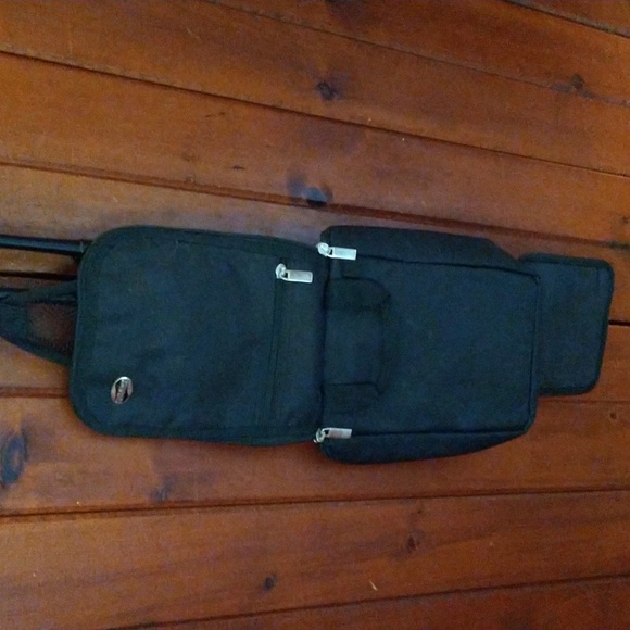 American Tourister toiletry bag - Picture 7 of 7